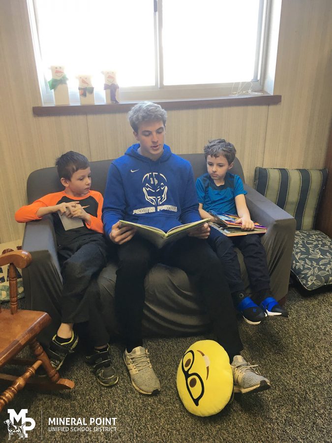 Reading to Elementary Students