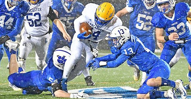 Mineral Point Football takes on Lancaster in the 2019 Playoffs