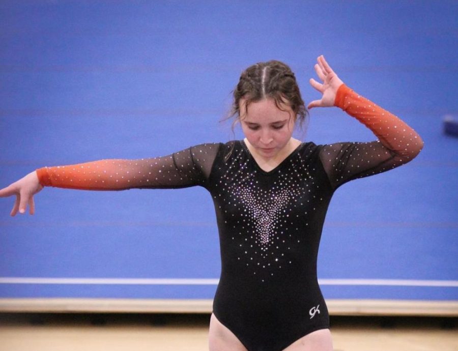 Dodge-Point-Iowa-Grant Gymnastics Team Wins Invitational