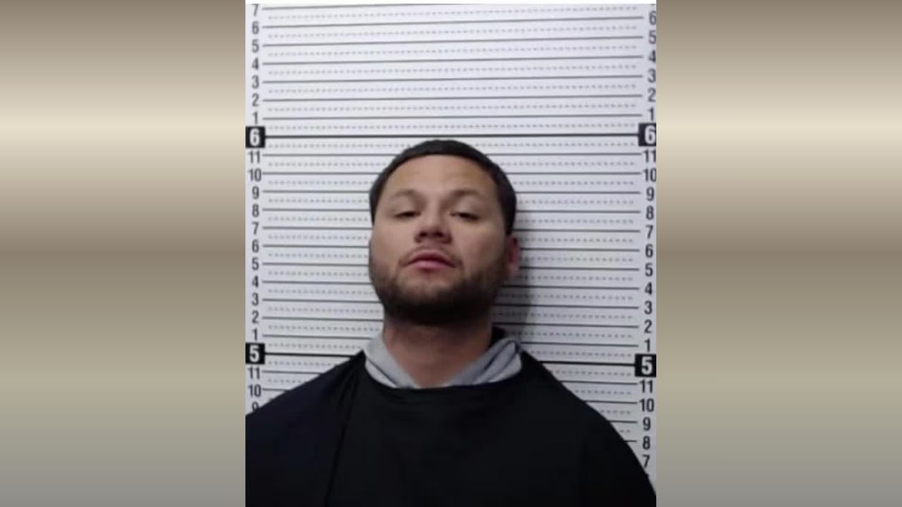 Man Arrested in Collinsville After Attempted Escape on Felony Theft Warrant