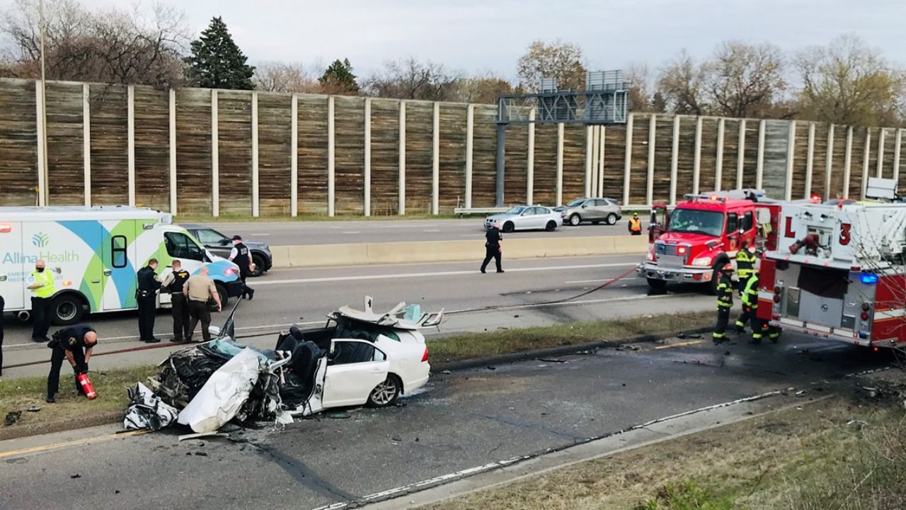 Multiple Injuries Reported After Afternoon Crash at East 31st Street and Bloomington Avenue in South Minneapolis