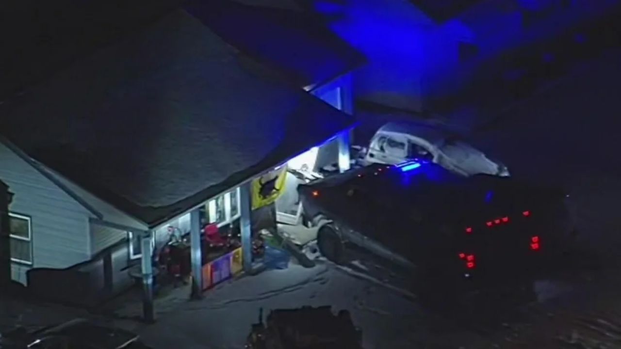 Suspect Arrested After Roseville Police Officer Injured During Domestic Shooting Standoff