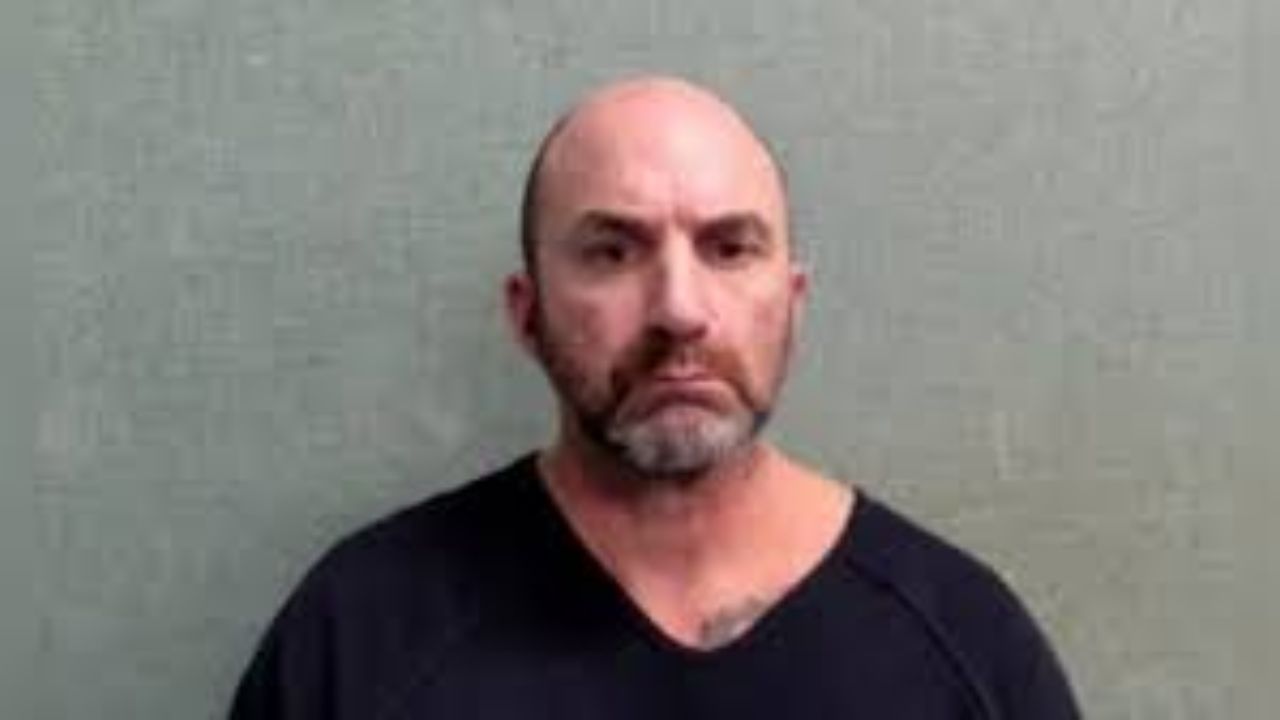 Crooked River Ranch Man Killed in I-205 Crash Hours After Felony Warrant Issued