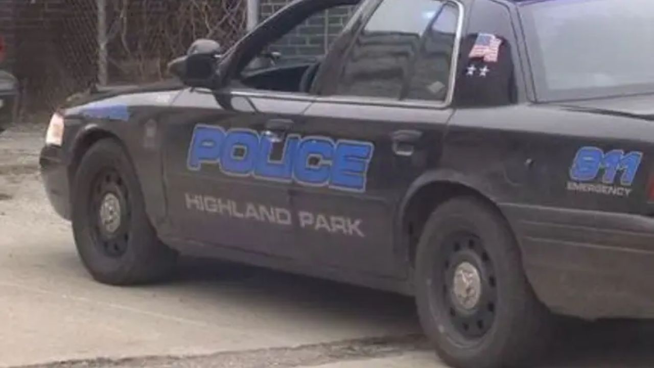 Two Highland Park Police Officers Injured After Patrol Cars Collide During Duty in Michigan