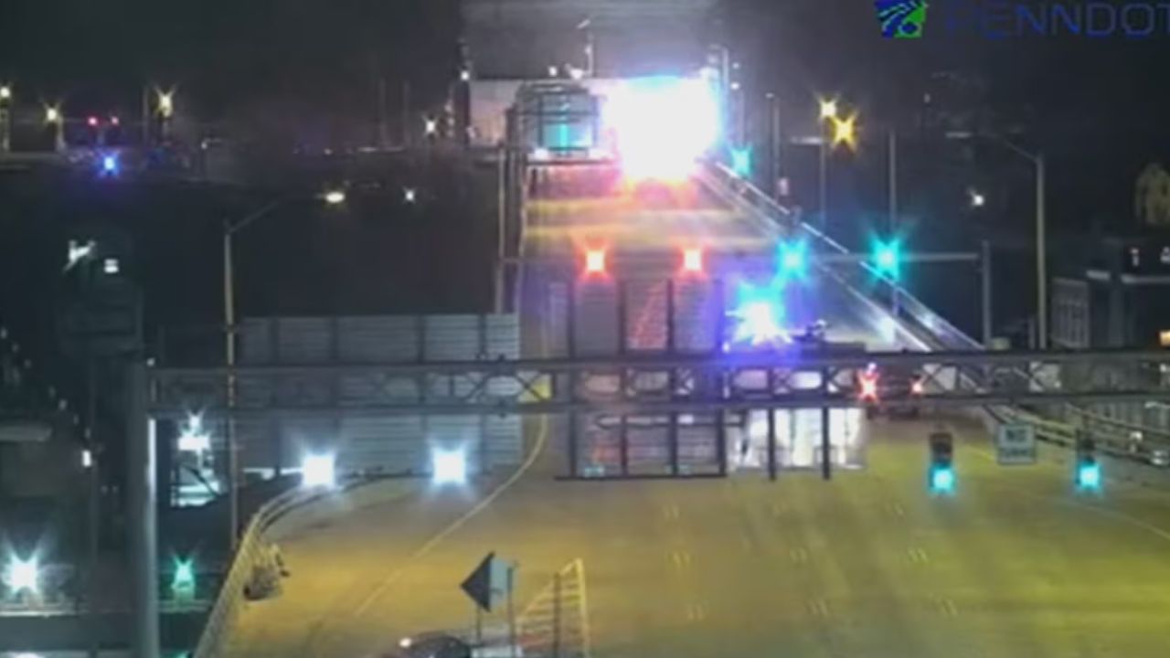 25-Year-Old Woman Killed in Overnight Multi-Vehicle Crash on Liberty Bridge