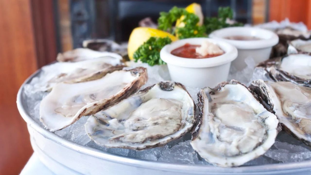 Food Safety Alert: Raw Clams and Oysters Recalled in 9 States After Contamination Concerns