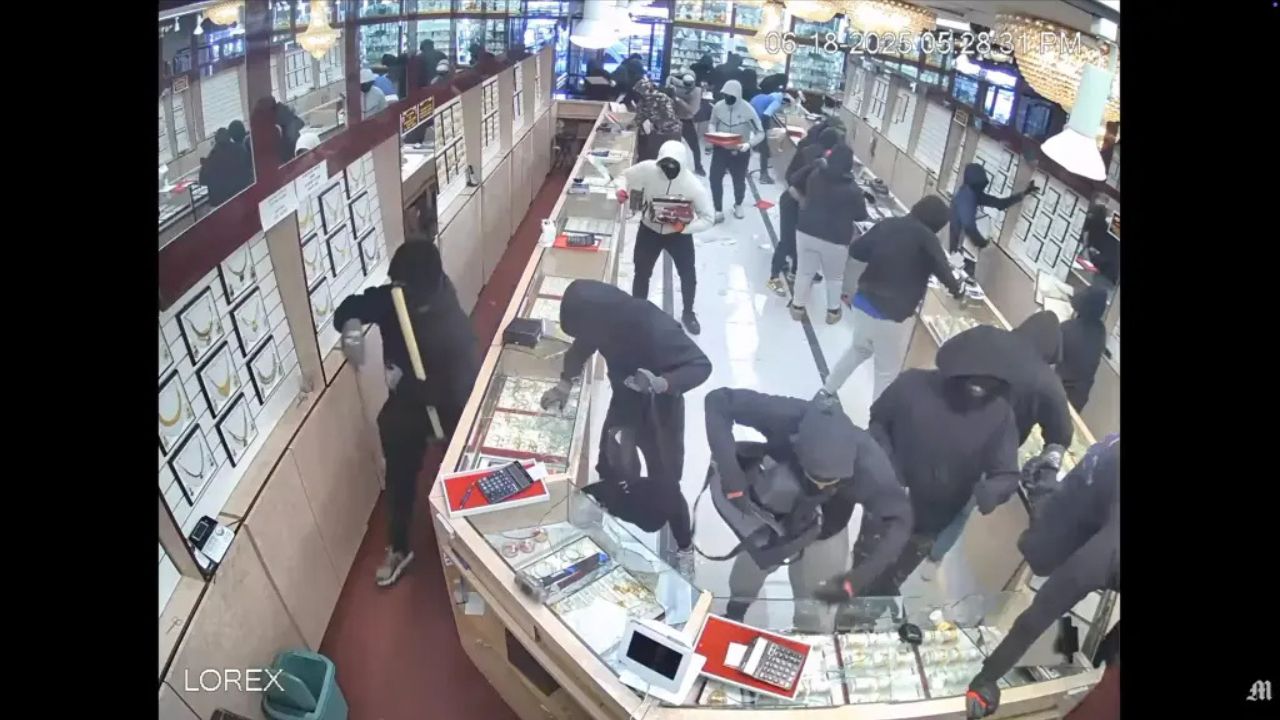 Masked Crew Steals $1.7 Million in Jewelry During 70-Second Smash-and-Grab Raid in California