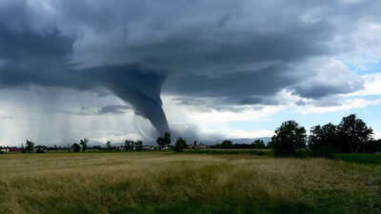 Tornado Warning Issued as Strong Storms Move Through Region