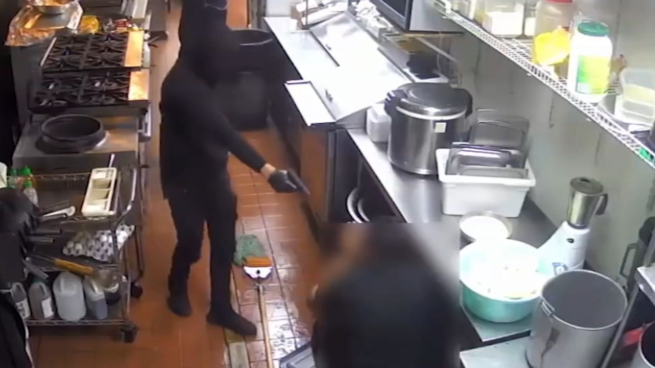 20-Year-Old Killed, Three OtheDinner Turns Violent Two Arrested After Alleged Armed Robbery at West Hempstead Restauranrs Wounded in ‘Targeted’ Daylight Shooting
