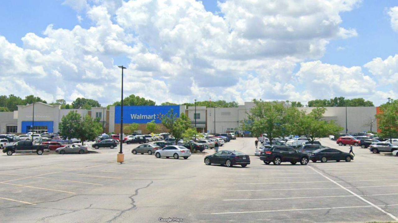 Chaos at Kansas City Walmart Police Swarm Supercenter After ‘Large Scale Disturbance’ Involving Dozens of Teens