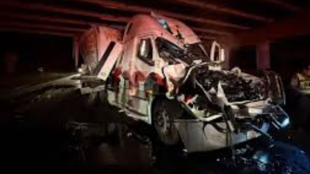 WATCH Dashcam Captures Dramatic Moment Semi-Truck Slams into I-295 Overpass in Mount Laurel