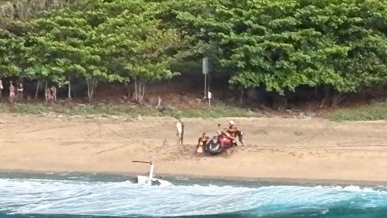 ‘Vibrated and Spun’ Pilot Reveals Chilling Final Moments Before Fatal Kauai Helicopter Crash
