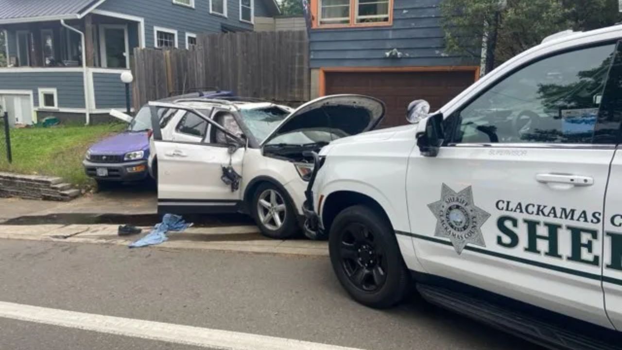 Burglary Suspect Arrested After High-Speed Crash In Clackamas County