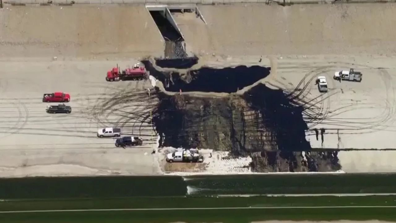 Emergency Crews Rush in After 2,400 Gallons of Oil Spill Into LA River in East Los Angeles
