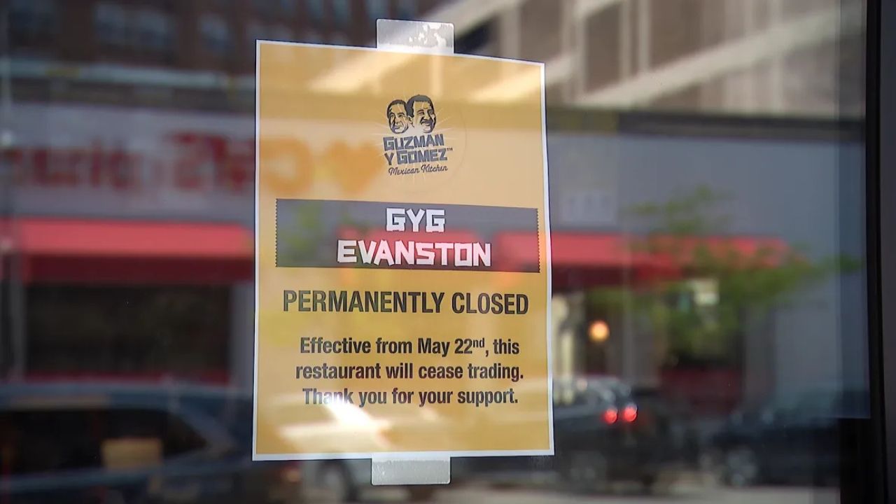 Fast-Growing Mexican Restaurant Chain Gives Up on America After Years of Expansion in Chicago