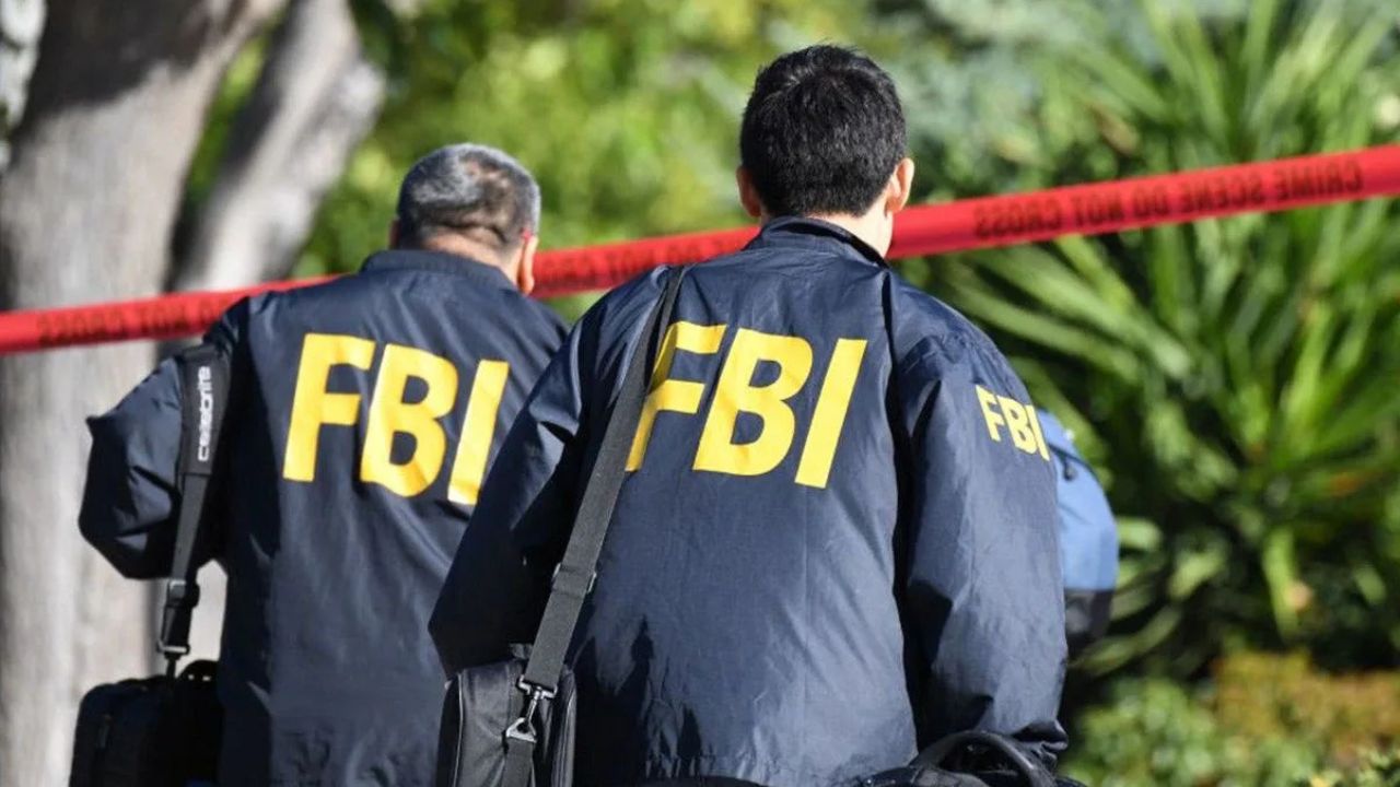 Former CIA Official Allegedly Faked Being Navy Pilot While Hoarding Gold Bars, Cash and Luxury Watches