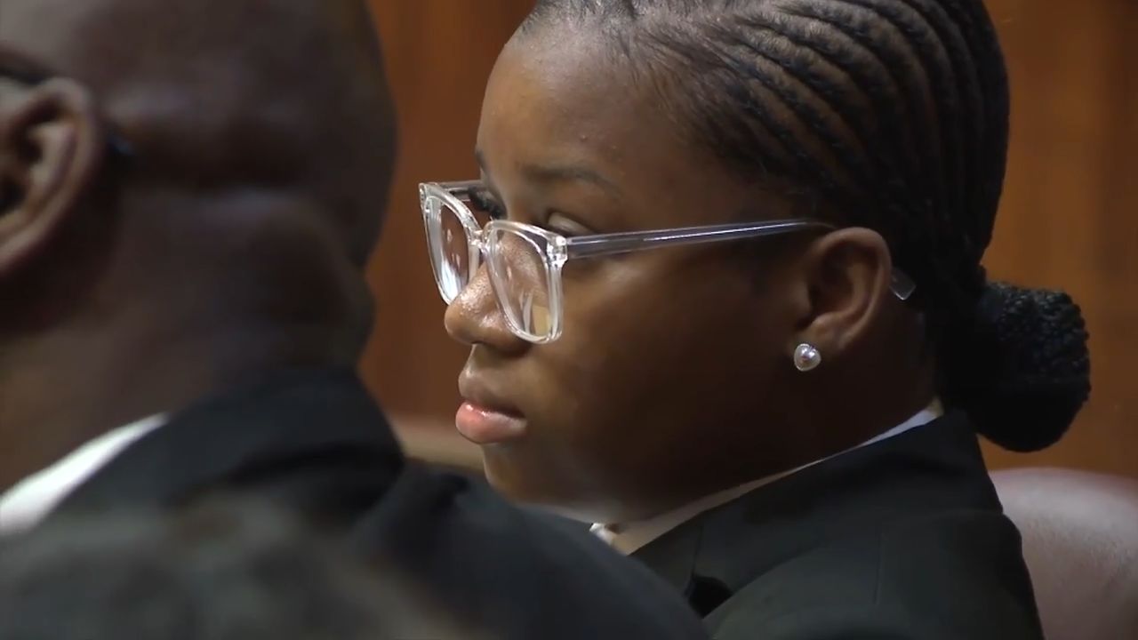 Miami Teen Sentenced To 17 Years For Fatal Stabbing Of Boyfriend
