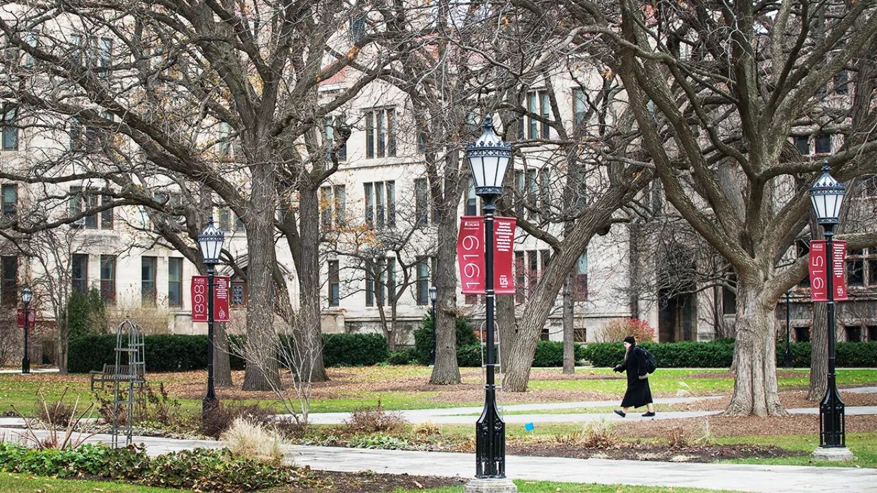 University Of Chicago Announces Free Tuition For Families Under $250K