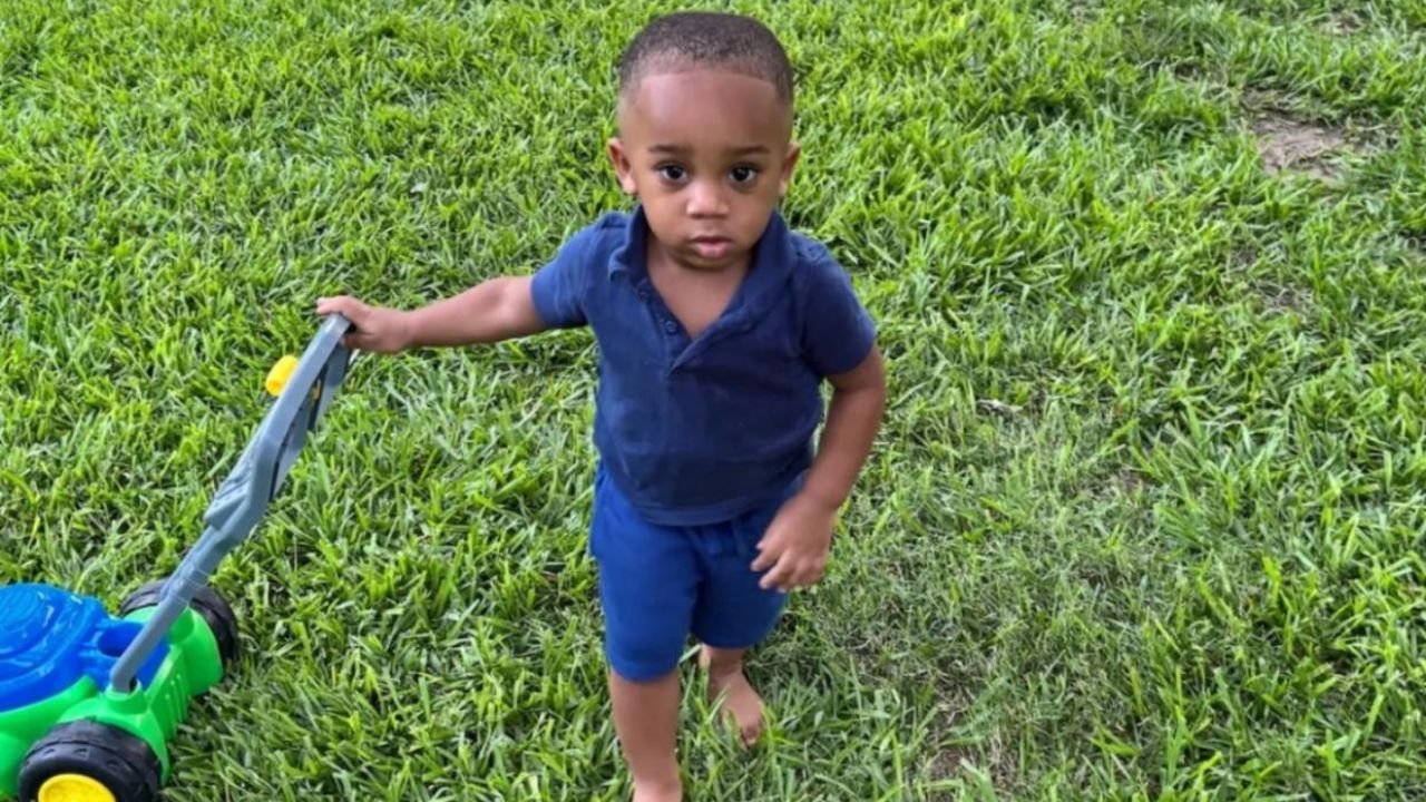 1-Year-Old Boy Killed In Mississippi Police Shooting Outside Walmart