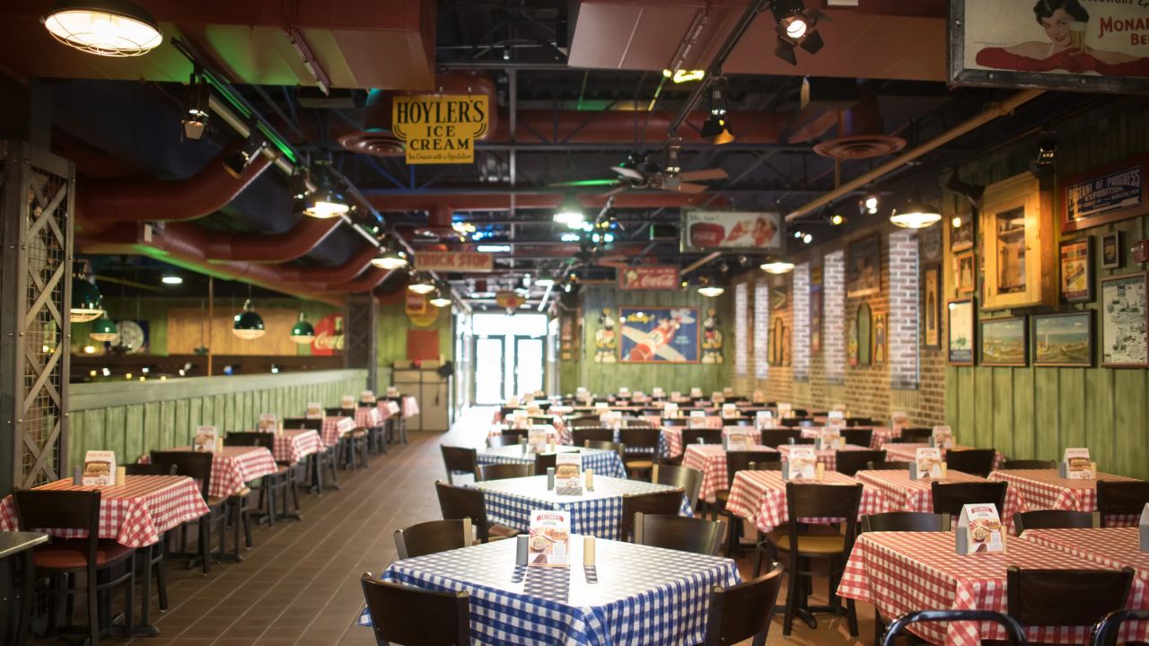 Acclaimed Local Restaurants Upgrade Dining Experience At Chicago O'Hare