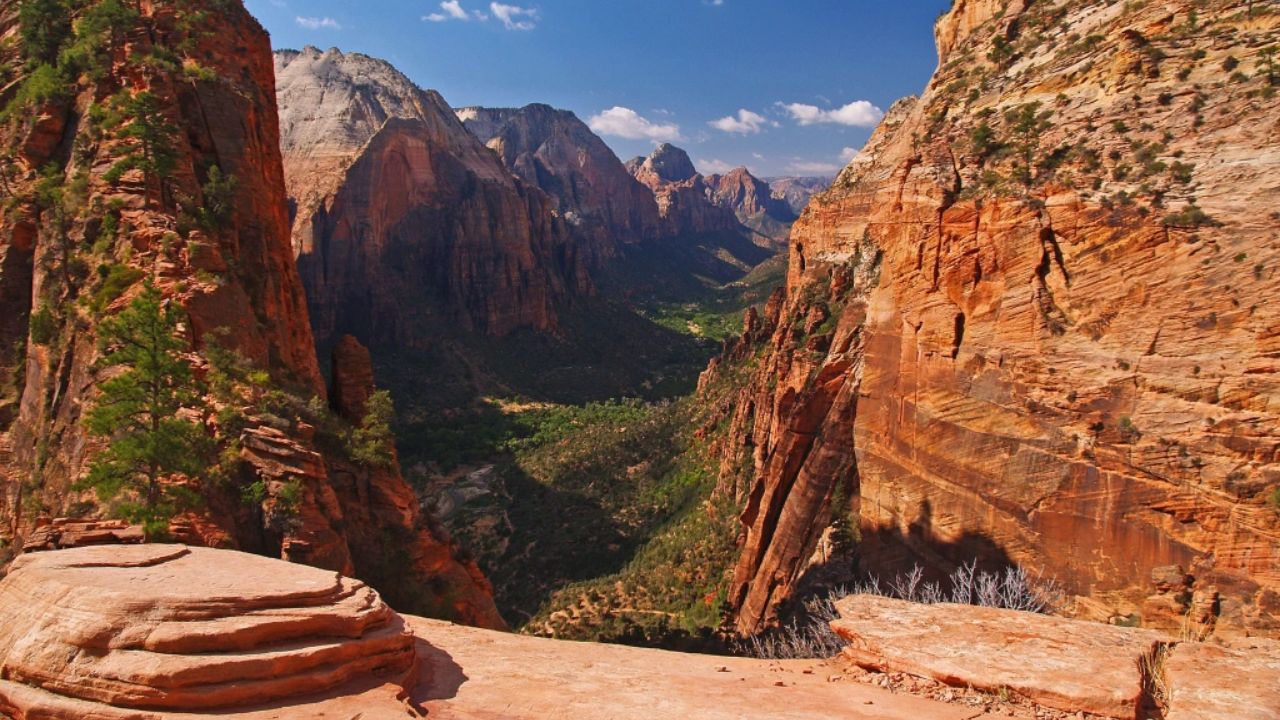 Former Las Vegas Youth Pastor Charged With Murder In Wife's 2006 Zion National Park Fall