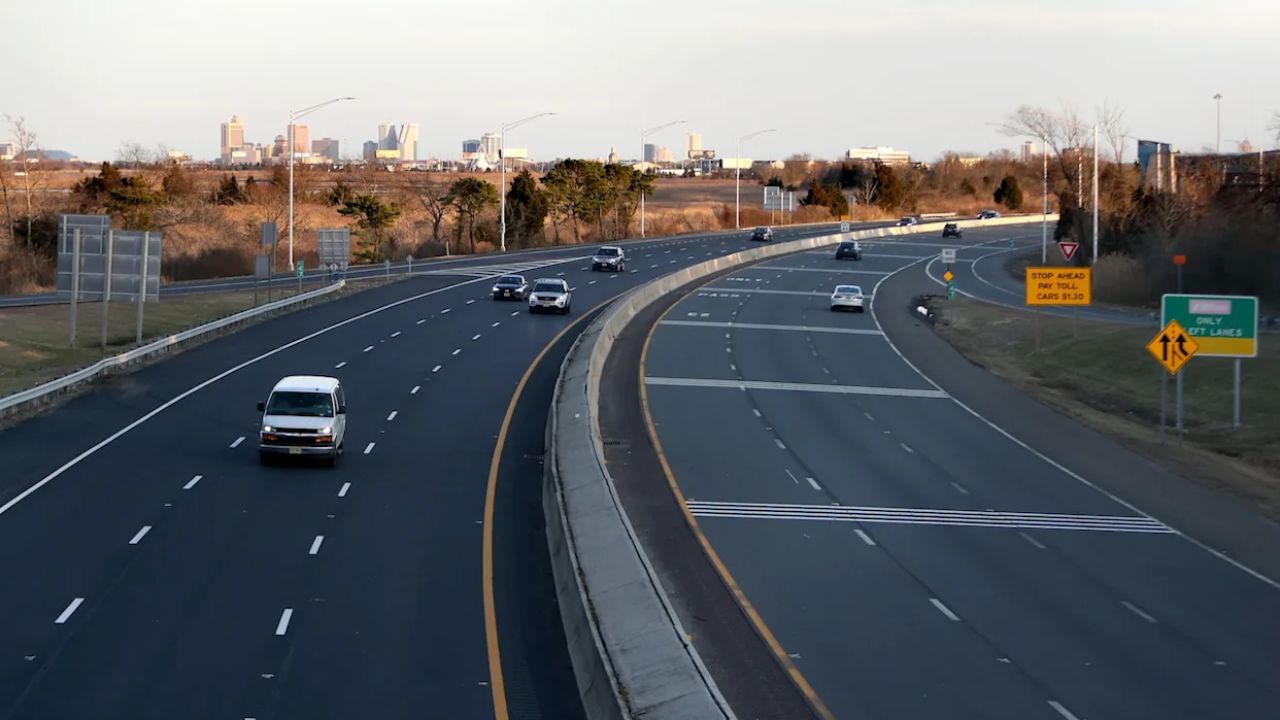 Pedestrian Killed In Series Of Atlantic City Expressway Crashes