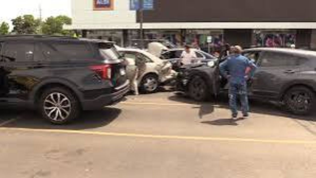 Pedestrian Trapped Under Car In Morton Grove Aldi Lot