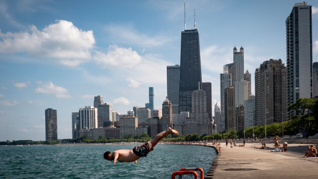 Dangerous Heat Wave To Smash Records Ahead Of July 4th